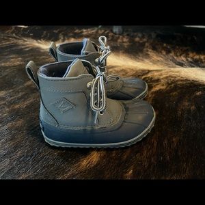 Sperry Boys Bowline Duck Boots Size 9
